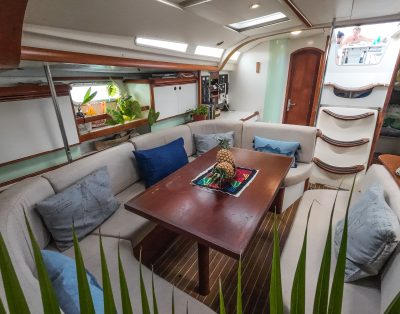 Sea Level/ Janneau Sun Odyssey 49